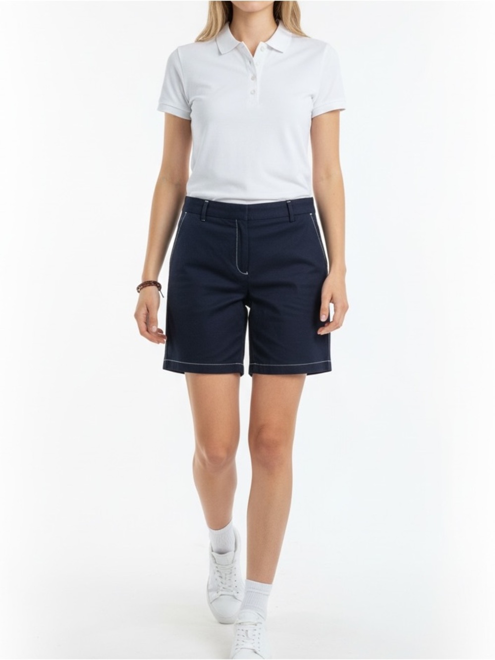 Lacoste Women’s Avonne Chino Shorts size 28 US in Navy Blue